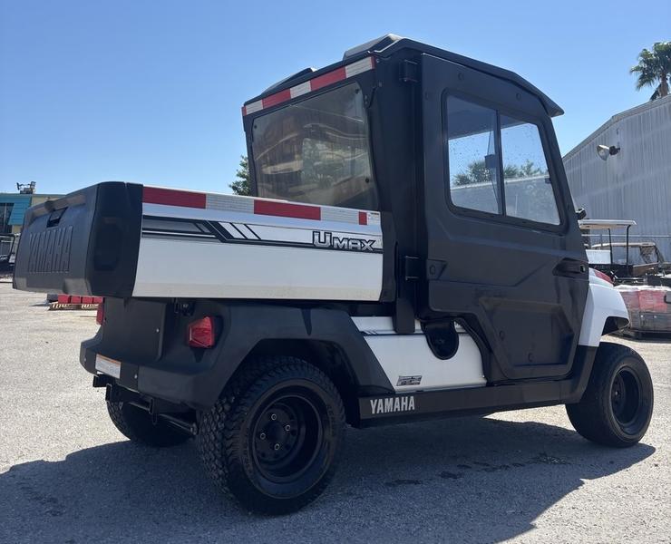 Pre-Owned 2020 Yamaha U-Max 2 Gas EFI - Utility Golf Cart - Image 3