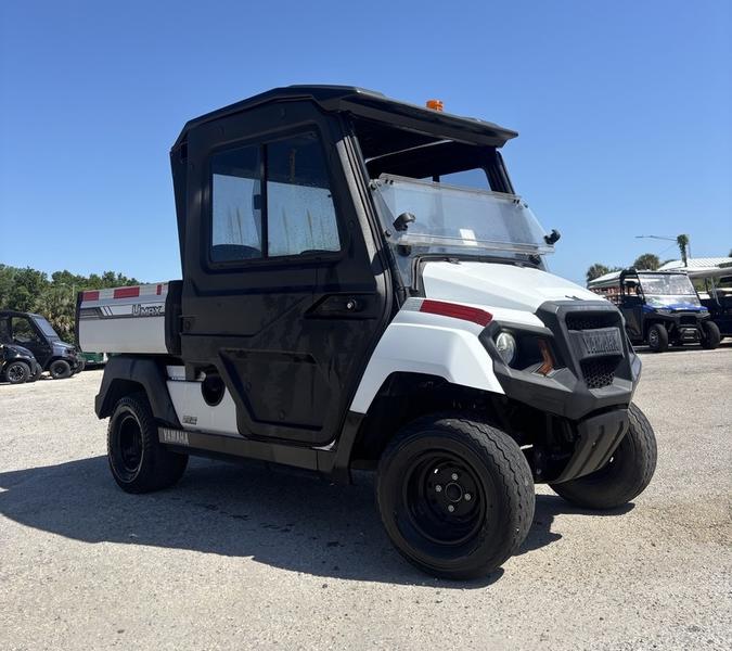 Pre-Owned 2020 Yamaha U-Max 2 Gas EFI - Utility Golf Cart