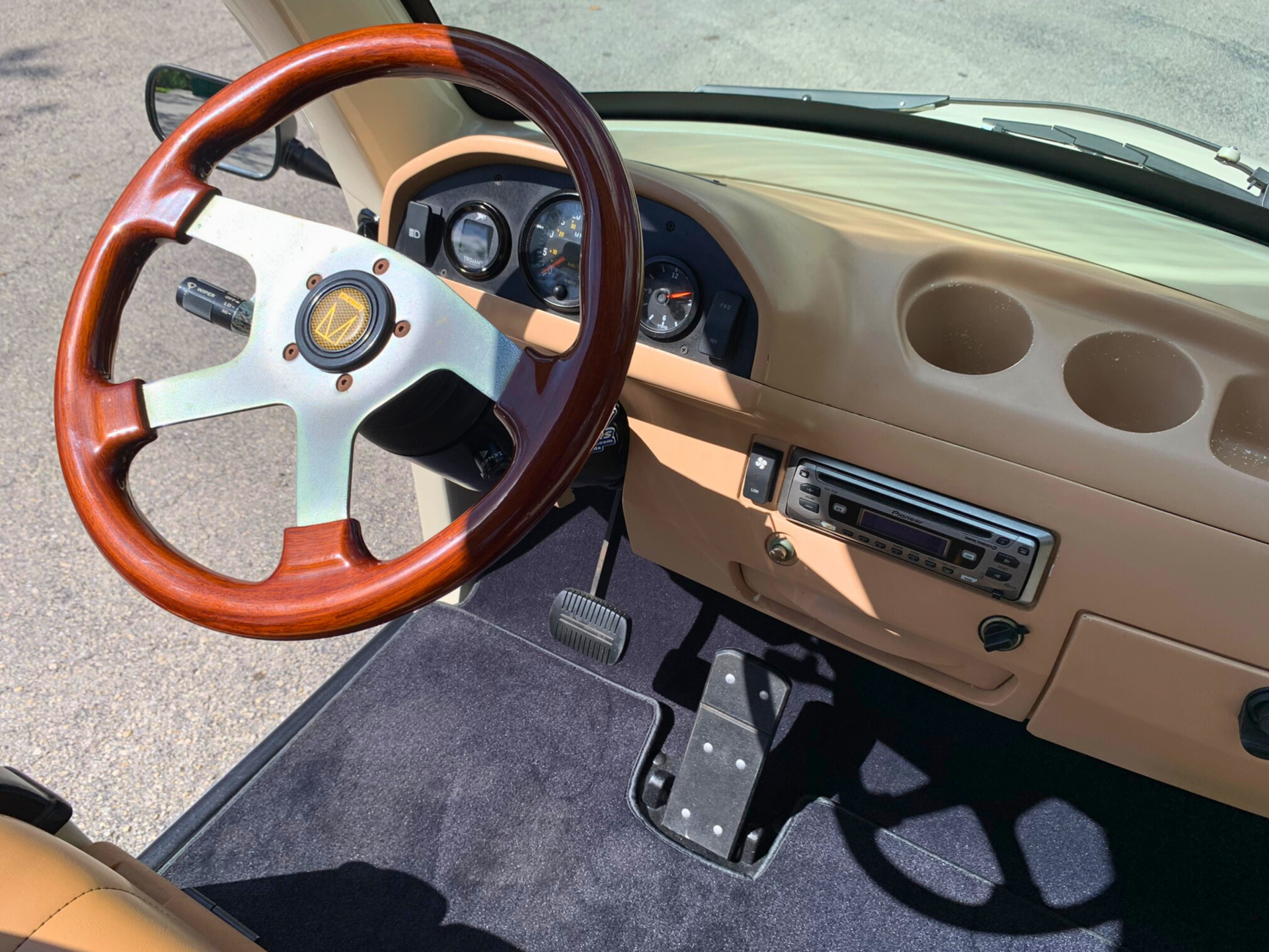 2026 Western Lido HP Lithium-Ion 4 Seater Golf Cart - Image 3